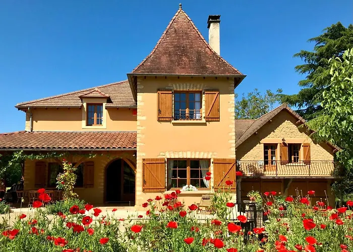 Les Cèdres du Linard, Chambres d'Hôtes B&B Near Lascaux, Montignac, Sarlat-la-Canéda, Dordogne